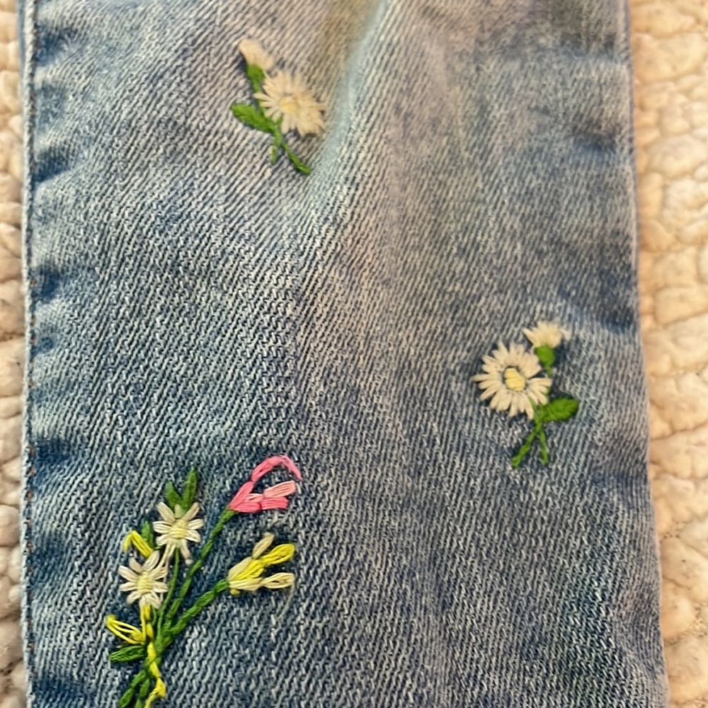 Jeans - Picture 3 of 4